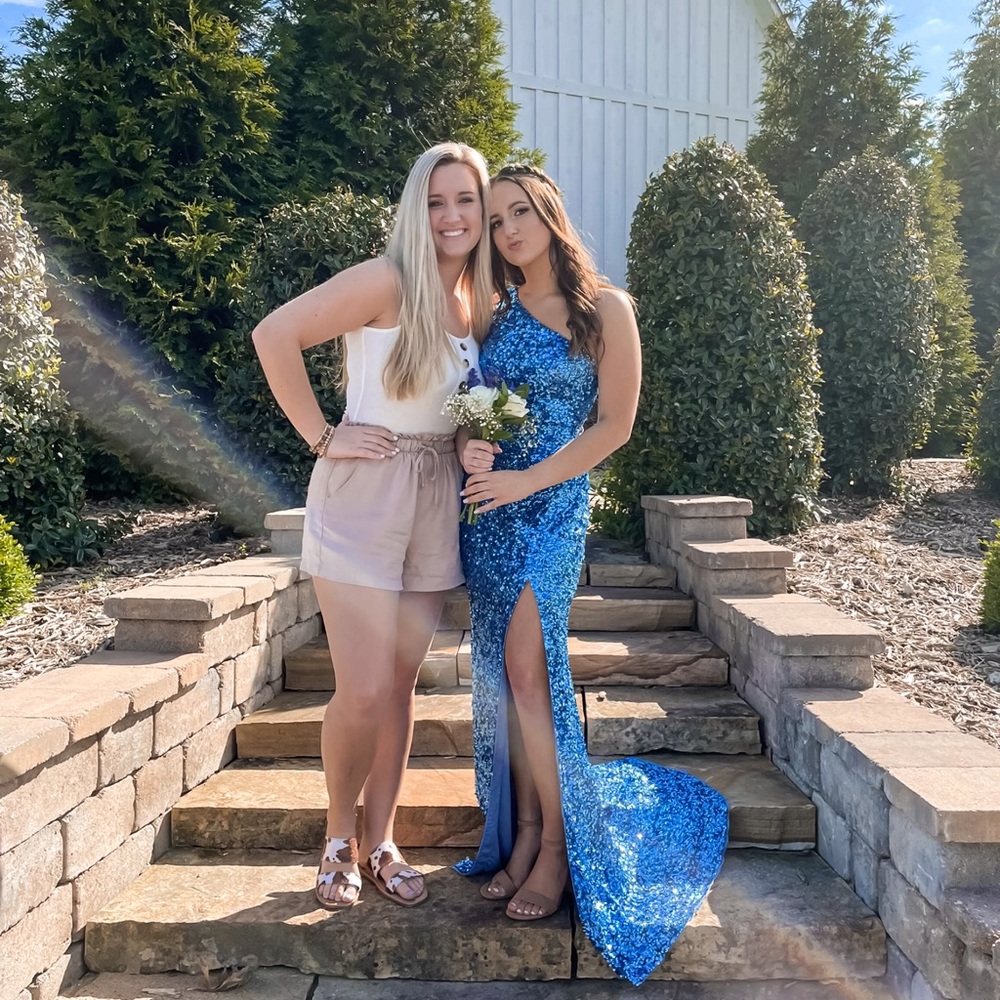 sherri hill prom dress